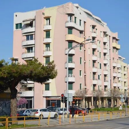 Daybreak Apartman